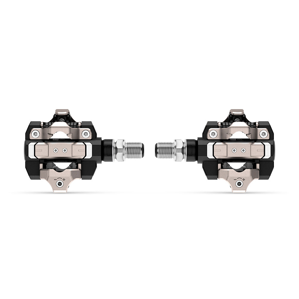 Pedal com Medidor de Potência Garmin Rally ™ XC210